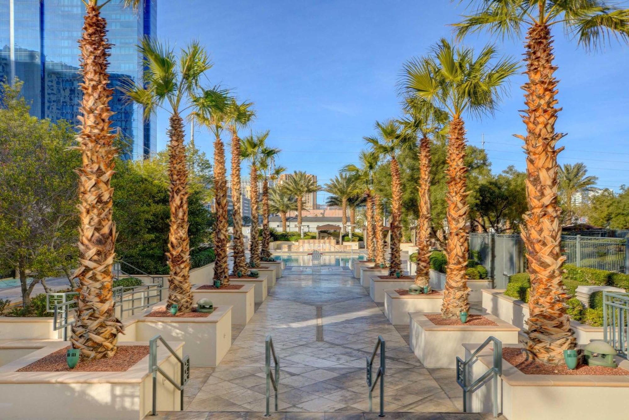 Mgm Signature-25-611 Strip View Jacuzzi Studio ลาสเวกัส ภายนอก รูปภาพ